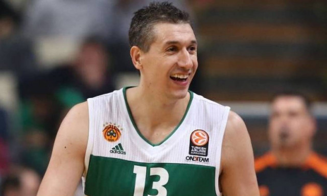 Ο Διαμαντίδης δεν... ξεχνάει! (video)