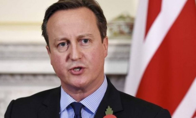 Αγγλία: Ο Κάμερον δεν κάνει πίσω στα επιδόματα για τους Ευρωπαίους μετανάστες