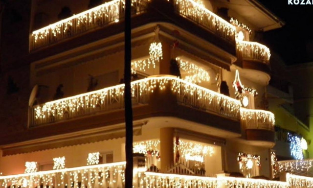 Εσείς γνωρίζετε πού βρίσκεται το πιο χριστουγεννιάτικο σπίτι στην Ελλάδα (photos)