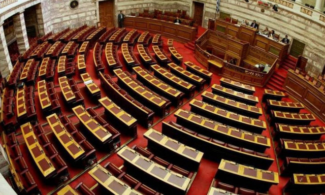 Παραβιάζει την αρχή της ισότητας το μισθολόγιο του ΣΟΕ λέει η Επιστημονική Υπηρεσία της Βουλής