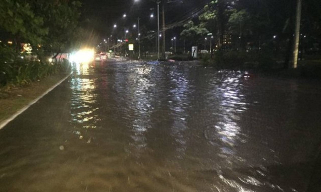 Φιλιππίνες: Τουλάχιστον 11 νεκροί από το πέρασμα του φονικού τυφώνα Μελόρ