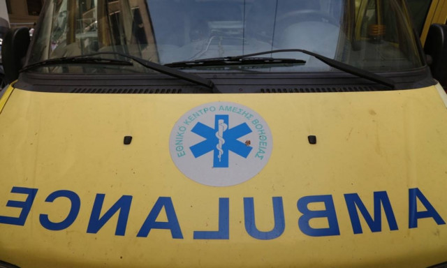 «Ξεμπλόκαρε» μέσω Υγειονομικών Περιφερειών η προμήθεια ασθενοφόρων για το ΕΚΑΒ