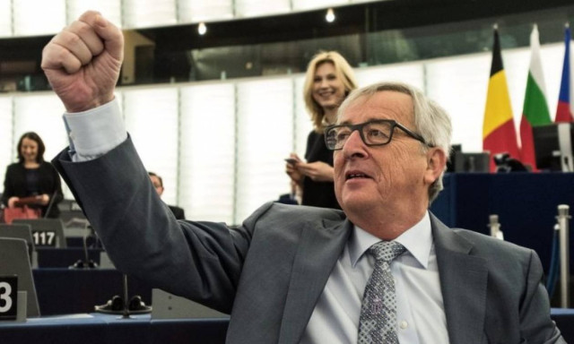 Γιούνκερ: Η ζώνη Σένγκεν είναι εδώ και θα παραμείνει