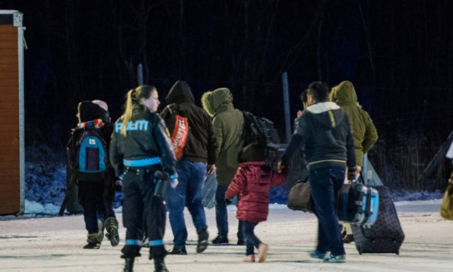 Απίστευτο: Οι Δανοί θα κατάσχουν από τους πρόσφυγες όλα τα αντικείμενα αξίας άνω των 300 ευρώ!