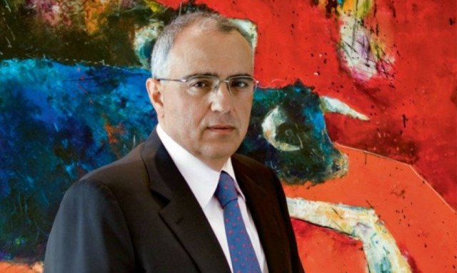 Καραμούζης: Υπερεπάρκεια κεφαλαίων στις τράπεζες