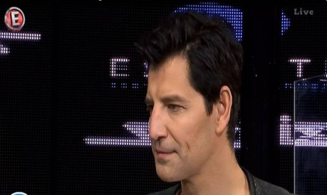 Ο Σάκης «έσφαξε με το γάντι» on camera τον Νότη!