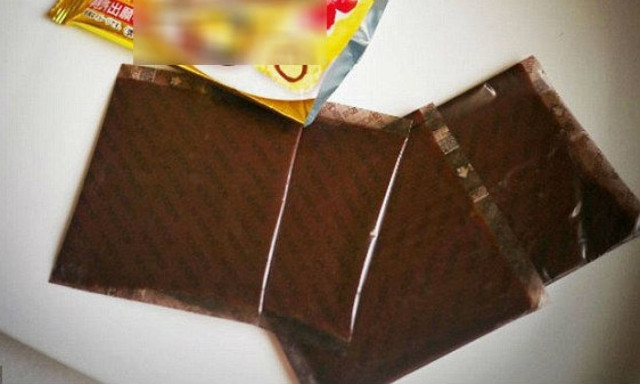 Φέτες σοκολάτες όπως... φέτες τυρί για τοστ!
