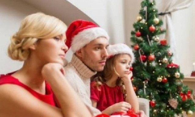 Γιατί οι γιορτές προκαλούν άγχος στους γονείς;