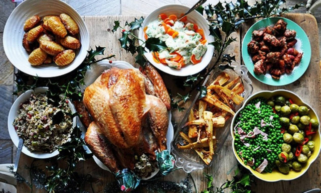 Χριστουγεννιάτικο τραπέζι: Πιο ακριβό φέτος λόγω ΦΠΑ
