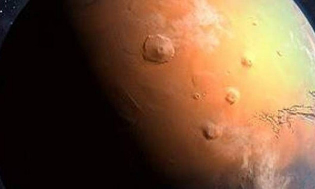 Από τι δημιουργούνται τα παγωμένα ρυάκια στην επιφάνεια του Άρη;