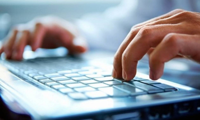 Θεσσαλονίκη: Επιτήδειος υποσχόταν κέρδη μέσω ηλεκτρονικού τζόγου σε 34χρονη