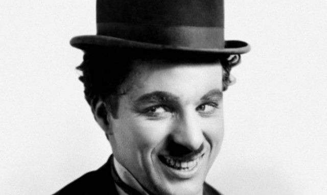 Σαν σήμερα το 1977 «φεύγει» από τη ζωή ο Τσάρλιν Τσάπλιν