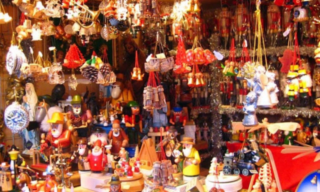 Ωράριο καταστημάτων παραμονή Χριστουγέννων – Δείτε πότε κλείνουν τα μαγαζιά και τα σούπερ μάρκετ