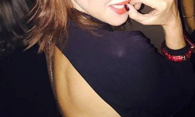 Ελληνίδα ηθοποιός βγήκε έξω χωρίς εσώρουχα και μας… διέλυσε (photo)