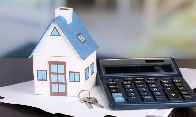 Κόκκινα δάνεια: Κυβέρνηση, Τράπεζες και Funds κάνουν τους Έλληνες νοικάρηδες στα σπίτια τους