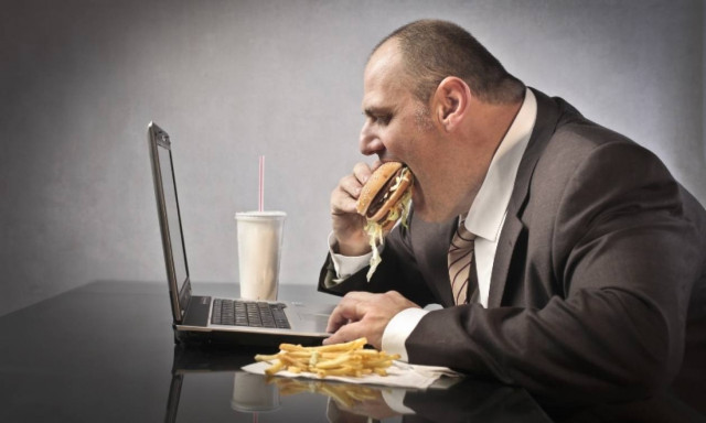 Πέθανε ο παχύτερος άνθρωπος στον κόσμο βάρους 444 κιλών (Vid)