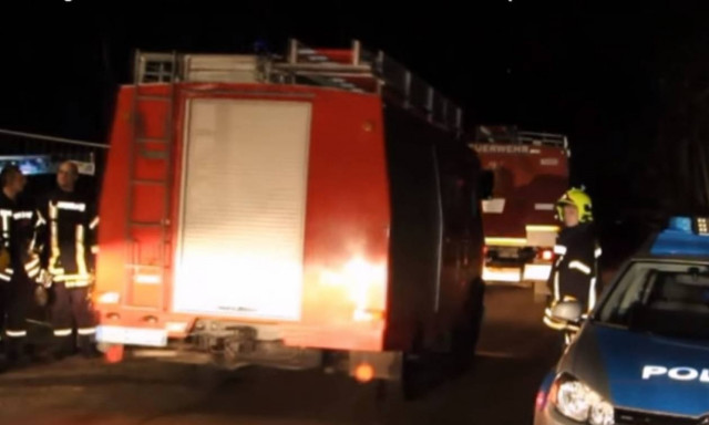 Γερμανία: Έπεσαν μολότοφ σε κέντρο υποδοχής προσφύγων (βίντεο)