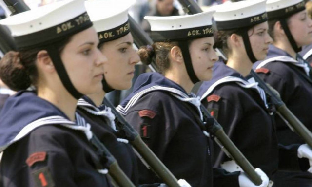 Θύελλα αντιδράσεων από την αντιπολίτευση για τη θητεία των γυναικών