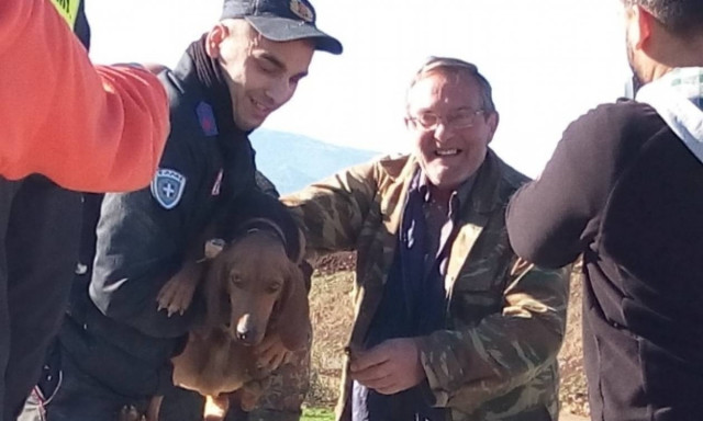 Λαμία: Έσωσαν κυνηγόσκυλο που είχε παγιδευτεί σε εργοτάξιο! (pics&vid)