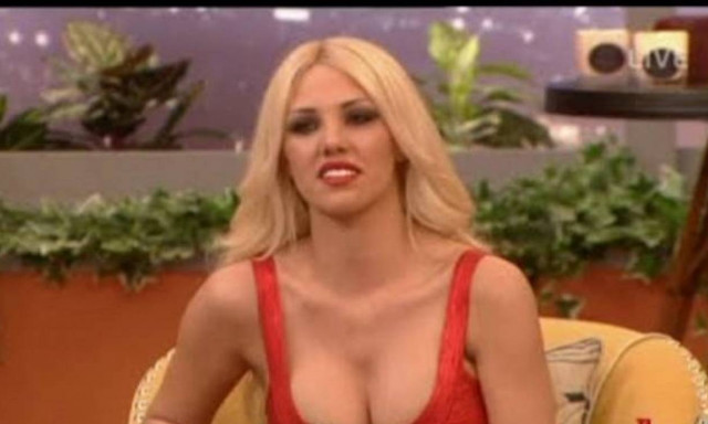 Οι πιο σέξι παρουσίες στην ελληνική τηλεόραση το 2015 (photos)