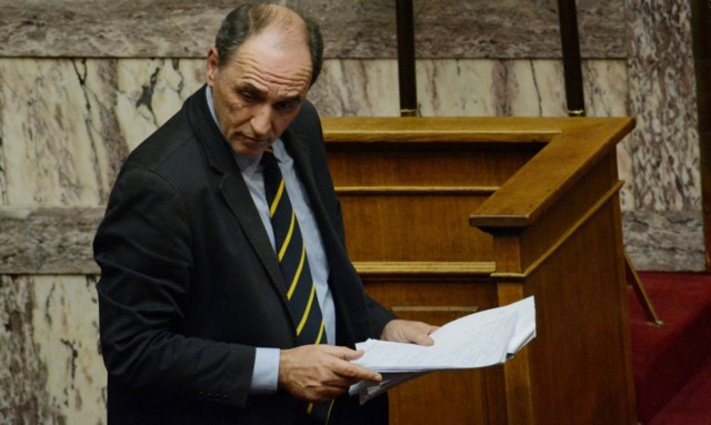 «Κλειδώνει» η επιβολή φόρου στις τραπεζικές συναλλαγές