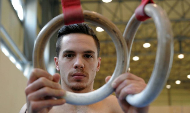 Οι ξεχωριστές ευχές του Λευτέρη Πετρούνια στους συναθλητές του (vid)