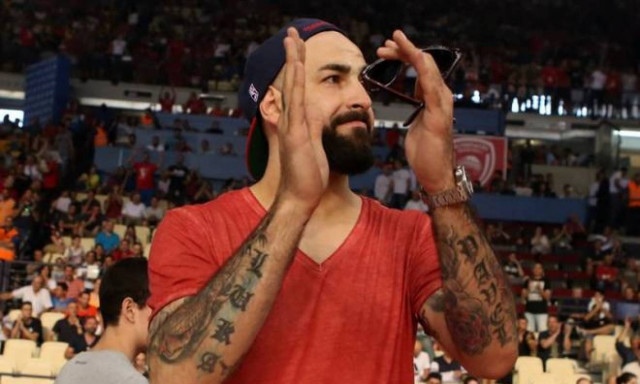 Πόσο γελοίος είσαι ρε Άντιτς; (pic)