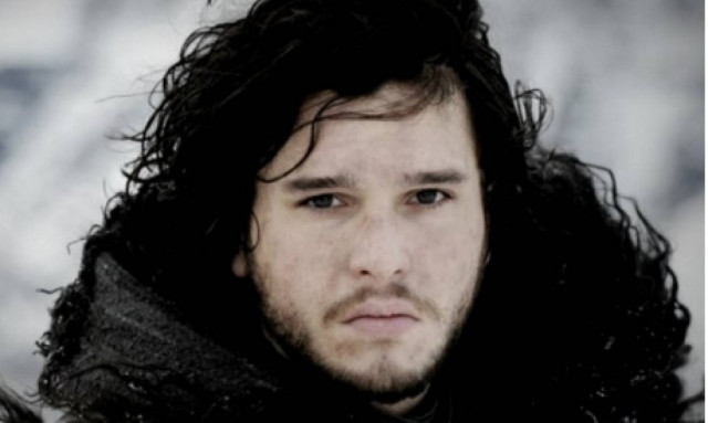 Kit Harington: Άφησε τα... χιόνια και βγήκε στις παραλίες!