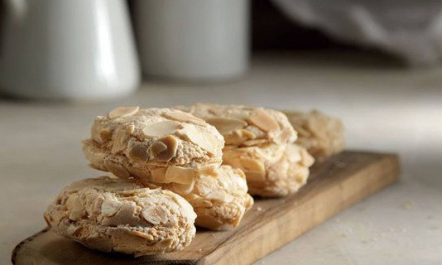 Κουίζ: Σε ποιον υπουργό έκαναν δώρο… εργολάβους;