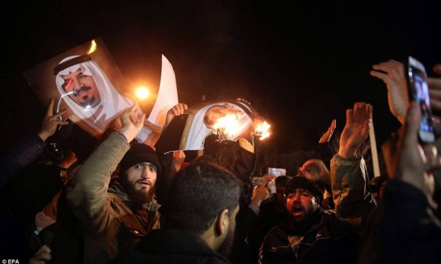 «Ηφαίστειο» έτοιμο να εκραγεί η Μέση Ανατολή (Pics & Vids)