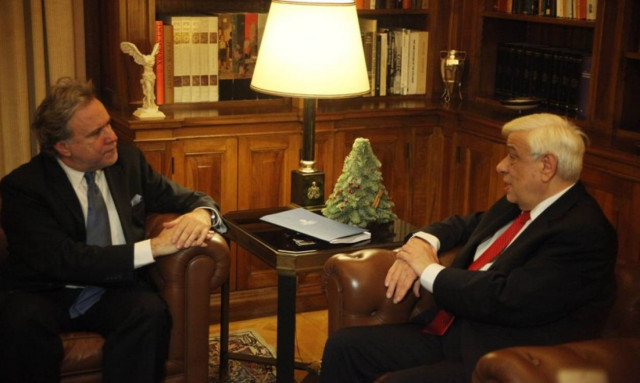 Παυλόπουλος: Ασφαλιστικό με δικαιοσύνη