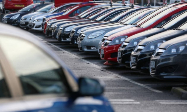 Τέλη κυκλοφορίας και κατάθεση πινακίδων: Την Παρασκευή λήγει η προθεσμία