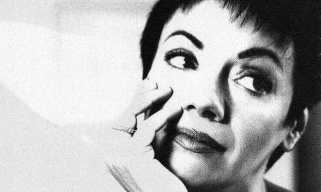 Το απαγορευμένο βίντεο - γροθιά της Μαλβίνας Κάραλη για τον Σημίτη και τα Ίμια (vid)