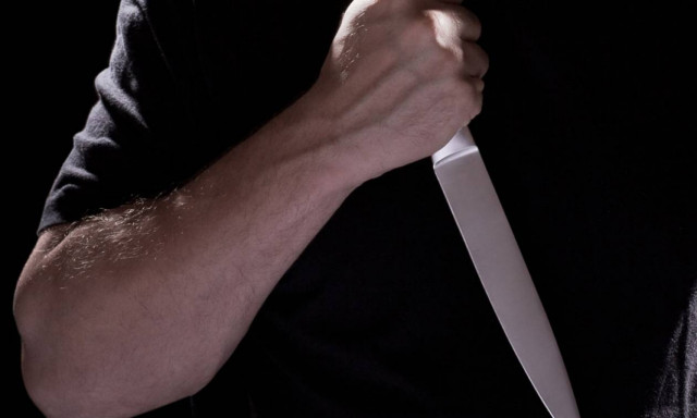 Άγριο έγκλημα στην Χαλκιδική: Μαχαίρωσε την πρώην γυναίκα του και έφυγε με το παιδί