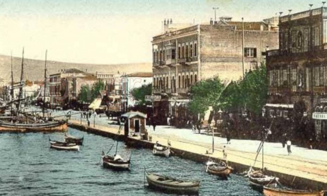 Θεοφάνεια: Αγιασμός των υδάτων για πρώτη φορά μετά το 1922 στη Σμύρνη