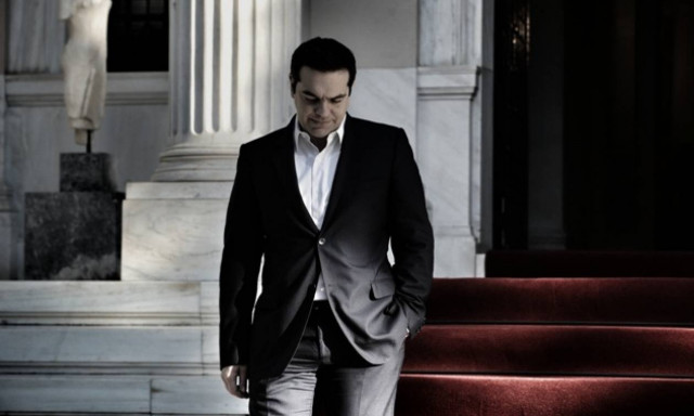 Νέο ασφαλιστικό - Σε πανικό το Μαξίμου: Ψάχνει «δεκανίκι» για το ασφαλιστικό