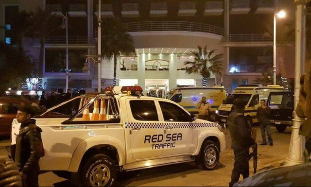 Σοκ: Φωτογραφίες και βίντεο από την επίθεση των τζιχαντιστών στην Αίγυπτο