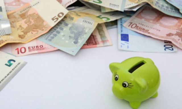 Εξοικονόμηση χρημάτων: 14 απλοί τρόποι για να σου περισσεύουν χρήματα στο τέλος του μήνα