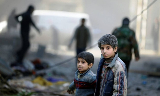 «Πιάσε το χέρι μου»: Μαθητές ετοιμάζουν σακίδια για τα μικρά προσφυγόπουλα