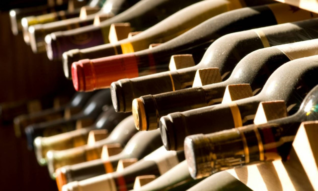 «Έμφραγμα» στα οινοποιεία -Τους απαγορεύουν να πωλούν και να εξάγουν!