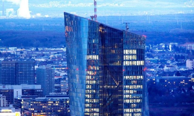 ΕΚΤ: Η Ευρωζώνη χρειάζεται νέα ισορροπία για τις οικονομικές αποκλίσεις