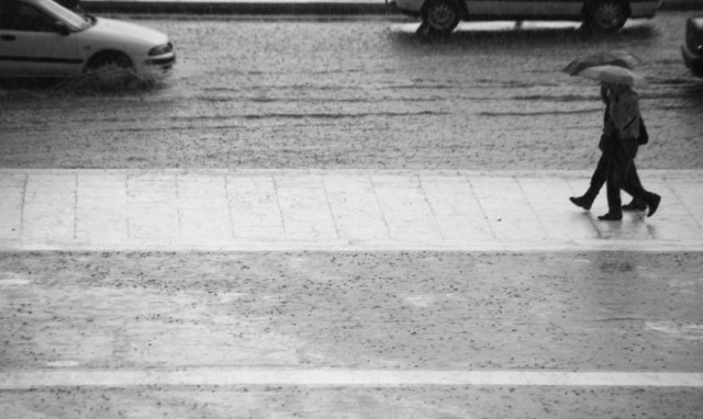 Ξεκίνησε η επέλαση της κακοκαιρίας – Με βροχές και καταιγίδες