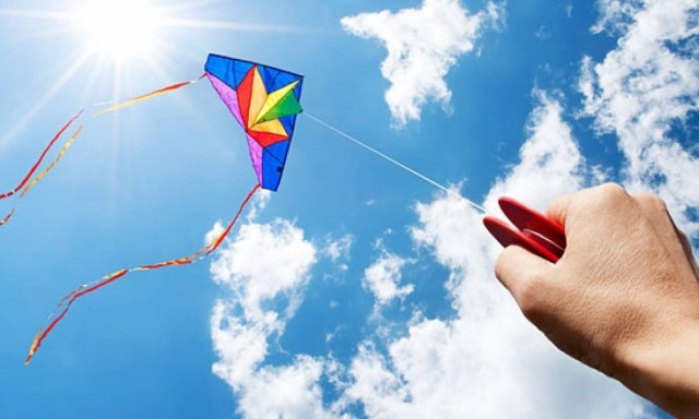 Καθαρά Δευτέρα 2016: Πότε πέφτει το τριήμερο;