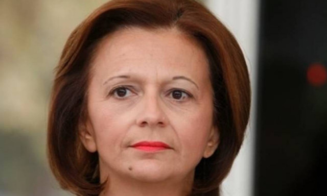 Διαψεύδει η Χρυσοβελώνη ότι η κόρη της εργάζεται στο γραφείο του υπουργού Αμυνας