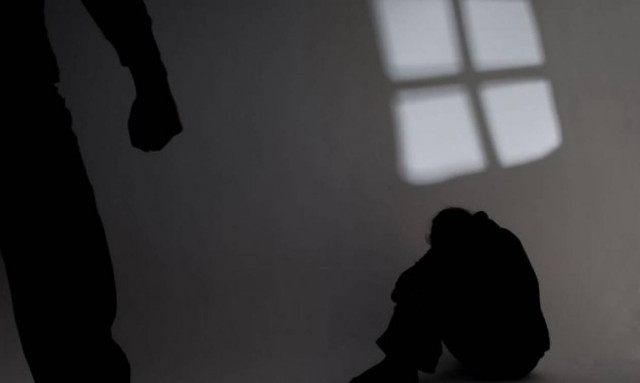 Φρίκη στην Σητεία: Δύο άνδρες βίασαν ανήλικο κορίτσι