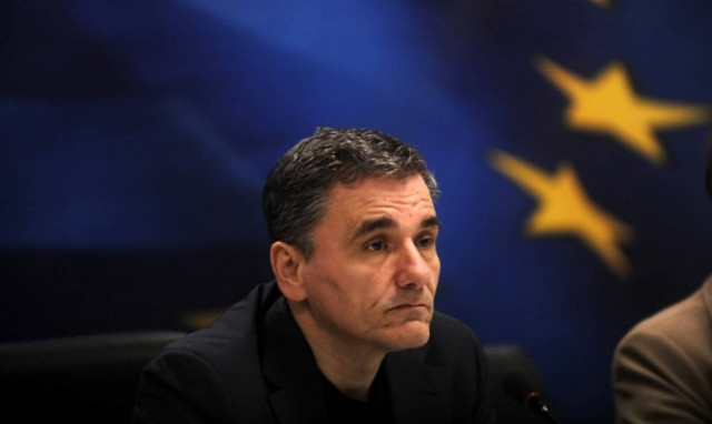 Τσακαλώτος: Τα …γύρισε για το ΔΝΤ – Καρφιά για Βαρουφάκη