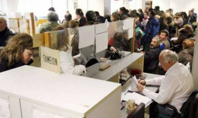 Επιμελητήρια: Προτεραιότητα περισσότερoι ασφαλισμένοι όχι η έξοδός τους