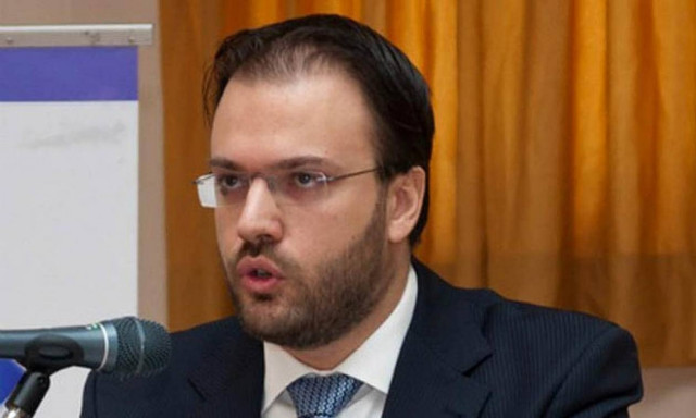 Θεοχαρόπουλος: Κυβέρνηση και ΣΥΡΙΖΑ προχωρούν στο στήσιμο ενός κομματικού κράτους