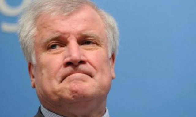 Κατέρρευσε ο αρχηγός του γερμανικού CSU Ζεεχόφερ