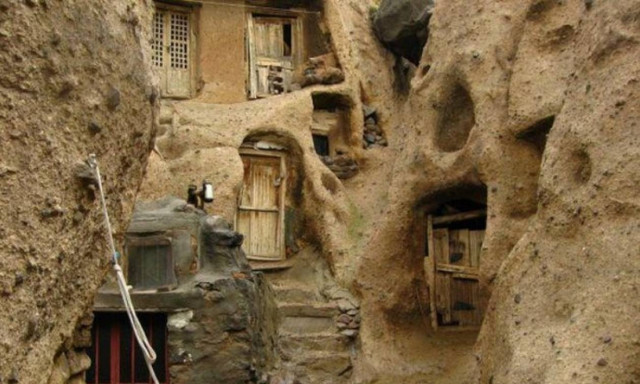 Όλες οι νέες αντικειμενικές τιμές των ακινήτων - Πού και πόσο μειώνονται